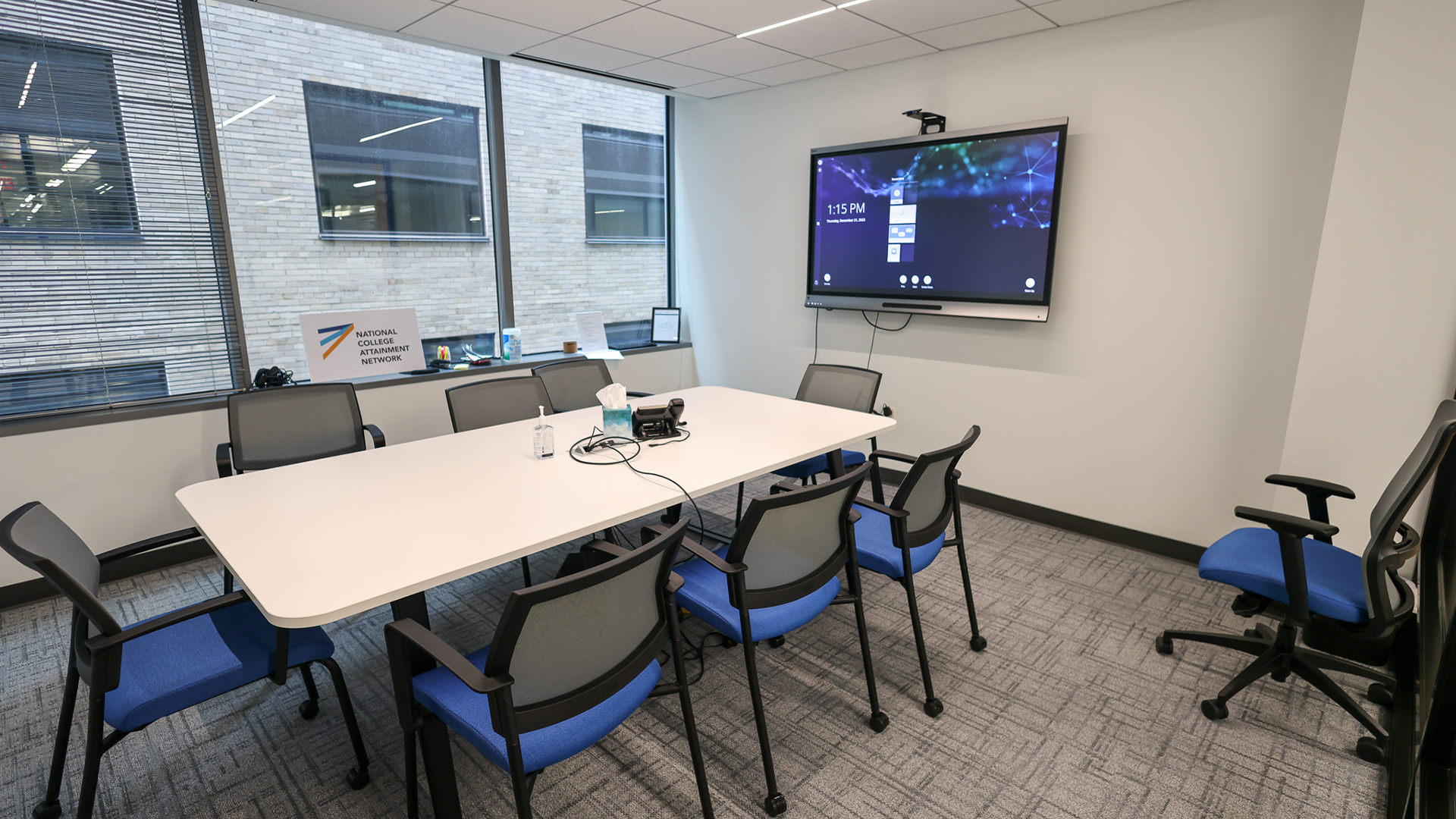 800 17th meeting room
